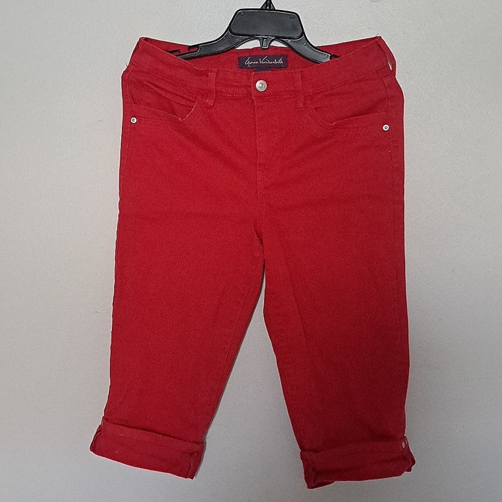 Gloria Vanderbilt Amanda Women  Red Cuffed Capri Jeans Size 6